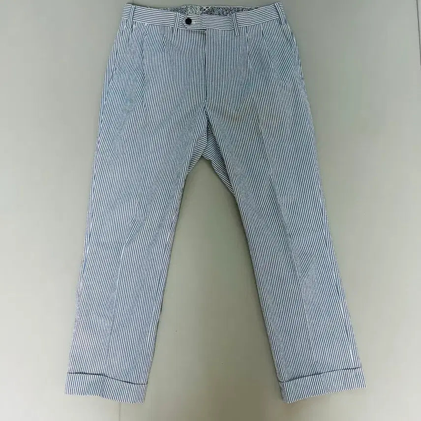 [BUNJANG] Germano Seersucker 2-Pleat Slim Trousers / Germano 시어서커 2턱 슬림팬츠