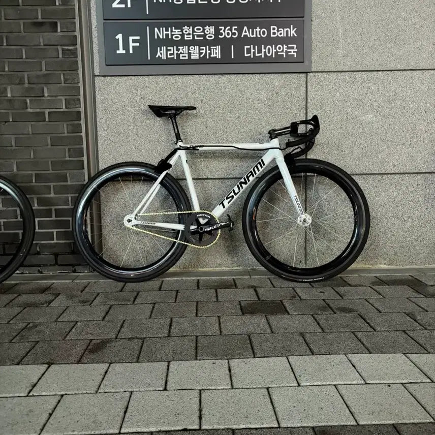 [BUNJANG] Tsunami SNM100 Frame Set and Bicycle Components Bundle / 쓰나미snm100 급처