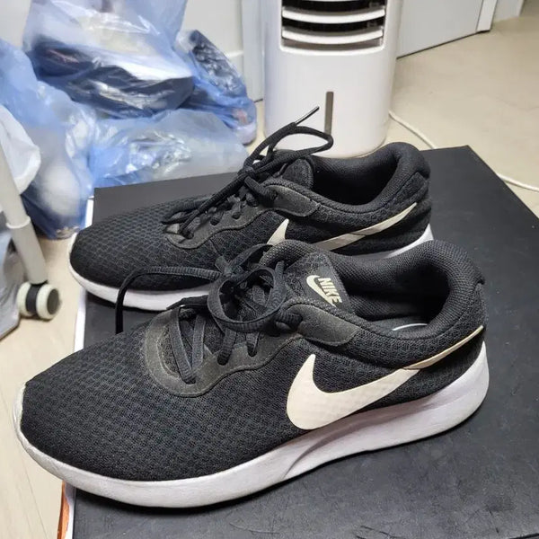 [BUNJANG] Nike Tanjun Black Sneakers 275mm / 나이키 탄준 블랙 275mm 운동화 상태매우좋음