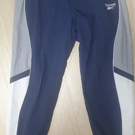 [BUNJANG] Reebok Men's Two-Tone Color Block Training Pants Navy / 리복 트레이닝 바지 남성용 네이비 2톤 배색