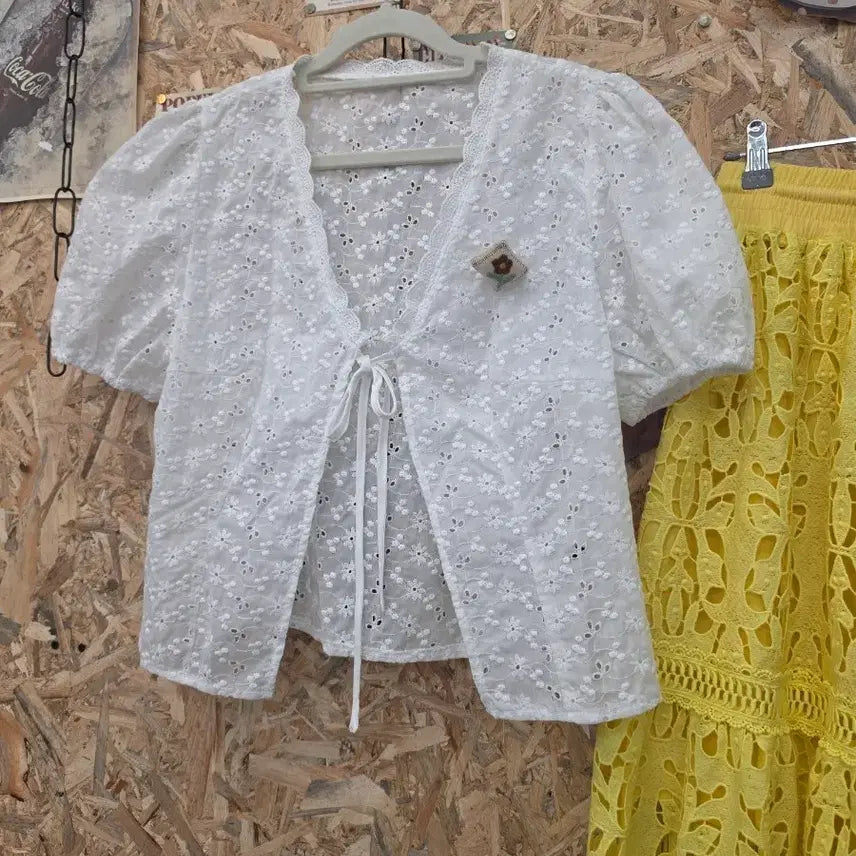 [BUNJANG] Punch Embroidery Lace Short Sleeve Cardigan L / 펀칭 자수 레이스 반팔 가디건 L