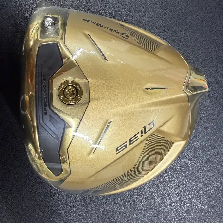 [BUNJANG] TaylorMade Qi35 Designer Series 9-degree Gold Driver Head Only / 테일러메이드 Qi35 디자이너 시리즈 9도 골드 헤드만 새제품