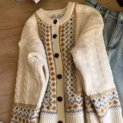 [BUNJANG] Embroidered Ice Logo Pattern Cardigan / 얼음 로고 자수 패턴 가디건