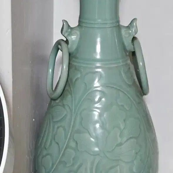 [BUNJANG] Kim Kyung Jin Celadon Porcelain Vase / 강진탐진청자주병- 김경진명인작품
