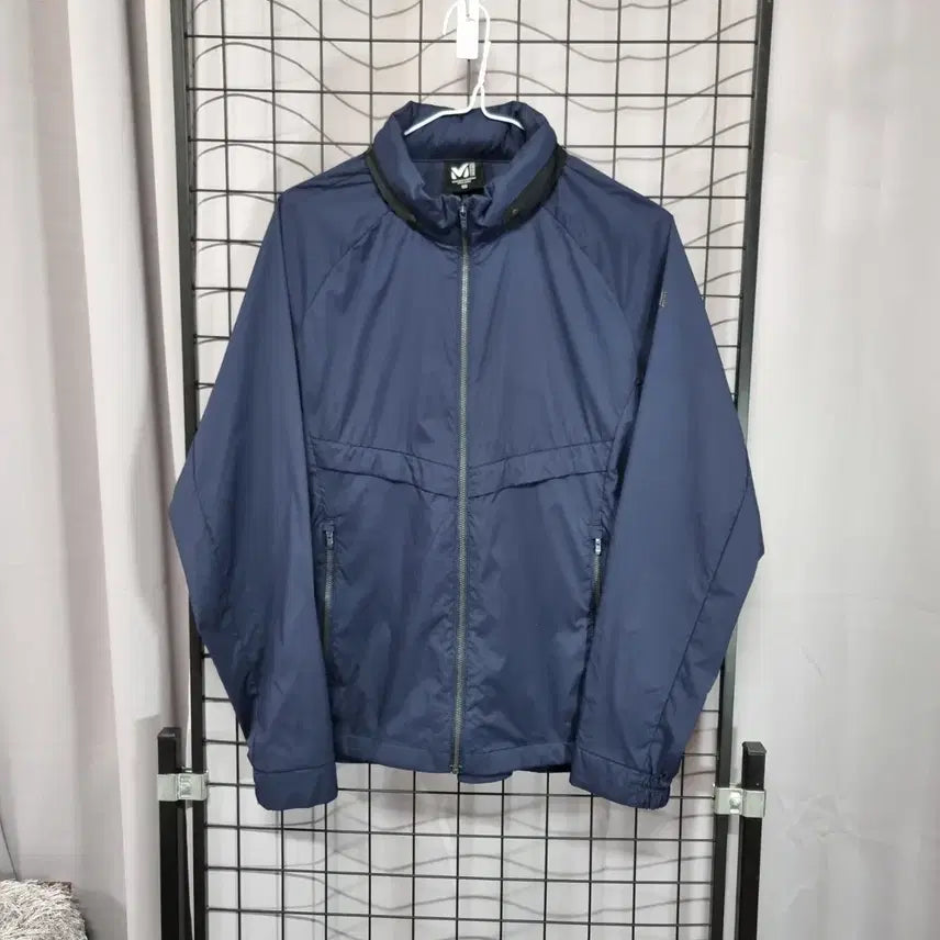 [BUNJANG] Millet Lightweight Windbreaker Jacket for Women (Size 100) / 밀레 경량 바람막이 우먼스 경량 등산 집업 자켓 100