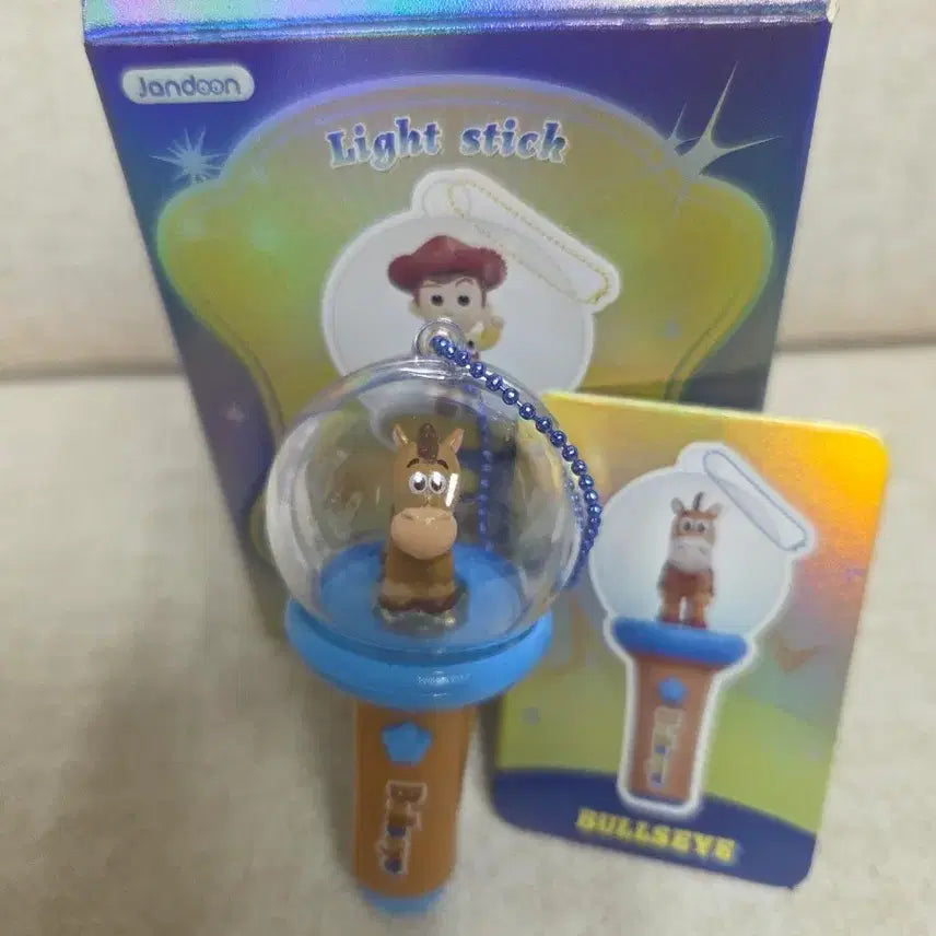 [BUNJANG] Toy Story Bullseye Light Stick Keychain / (새상품) 토이스토리 불스아이 라이트 스틱 응원봉 키링