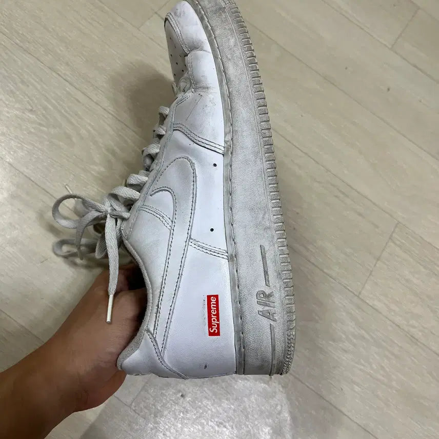 [BUNJANG] Supreme x Air Force 1 Low White / 슈프림 에어포스 285