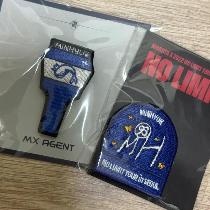 [BUNJANG] Monsta X Minhyuk Kihyun Hyungwon Norimit Tour/MX Friends Wappen Bundle Set / 몬스타엑스 짭구삼 민혁 기현 형원 와펜 각 2종 일괄