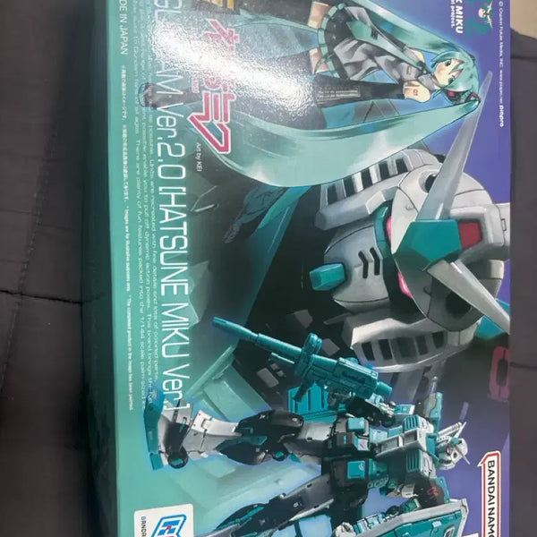 [BUNJANG] Bandai Spirits HGUC 1/144 RX-78-2 Gundam Model Kit / Rg 미쿠건담