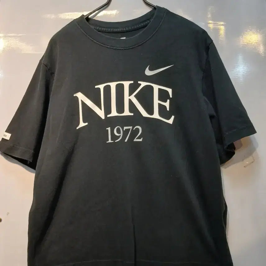 [BUNJANG] Nike 1972 Black T-Shirt L / 나이키 1972 블랙 반팔티 L