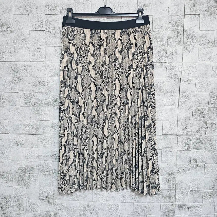[BUNJANG] H&M Snake Pattern Banding Pleated Skirt / H&M 스네이크패턴 밴딩 플리츠 스커트