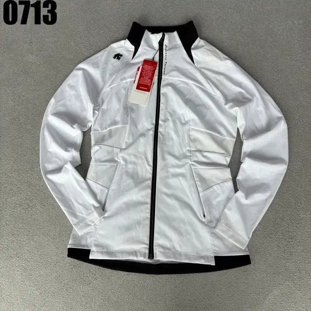 [BUNJANG] Descente Training Zip-Up Jacket White / 데상트 트레이닝 집업 자켓 화이트85