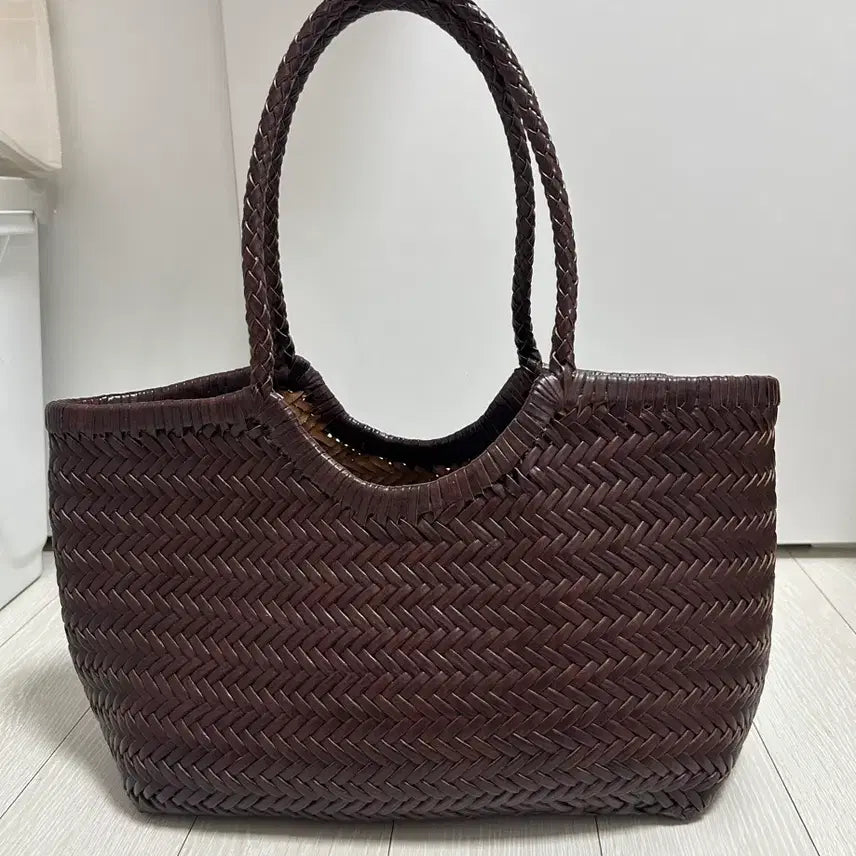 [BUNJANG] Gray Mansion Gardener Basket Weaving Wave Bag Deep Brown / 그레이맨션 가드너 바스켓 위빙 웨이브 백 딥브라운