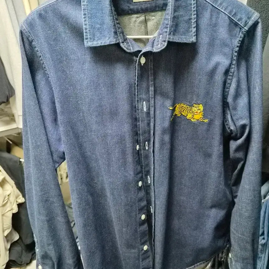 [BUNJANG] Kenzo Tiger Embroidery Denim Shirt / 겐조 타이거 자수 데님 셔츠