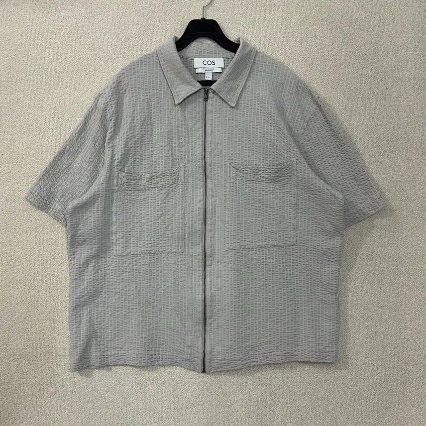 [BUNJANG] COS Textured Pleated Zip-Up Shirt Grey XL / (XL) 코스 텍스처 플리츠 집업 셔츠 그레이