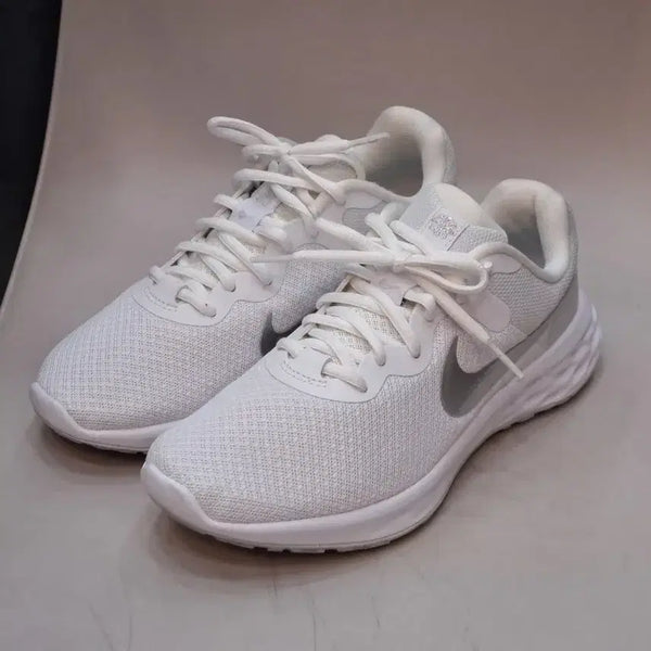 [BUNJANG] Nike Revolution 6 Next Nature White/Silver Sneakers (235mm) / 나이키 레볼루션 6 넥스트 네이처 235mm