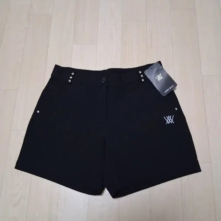[BUNJANG] AW NEW GOLF Black Cubic Skirt / AW NEW GOLF 블랙 큐롯