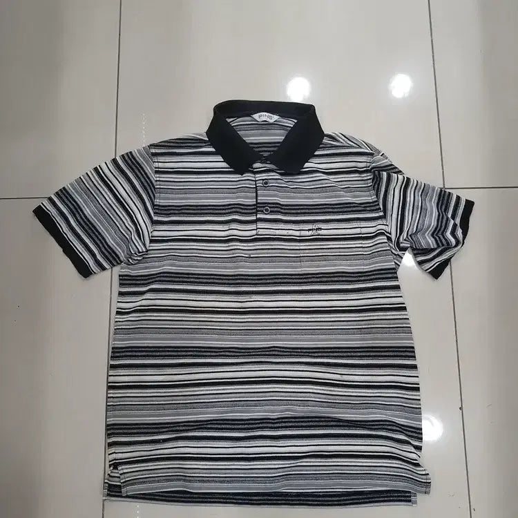 [BUNJANG] PING Short-Sleeve Collared T-Shirt (Size 100) - Used / PING 100사이즈 반팔카라티셔츠 오염 작업복으로만 추천 중고