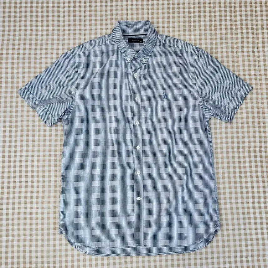 [BUNJANG] Hazzys Men's Short Sleeve Shirt (Size 100) / 헤지스 반소매 셔츠 남자100