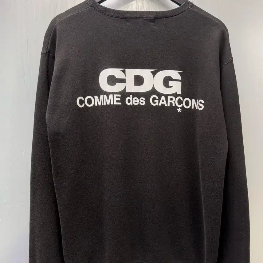 [BUNJANG] Comme des Garçons Black Signature Big Logo Sweatshirt / CDG 꼼데가르송 블랙컬러 시그니처 빅 로고 맨투맨