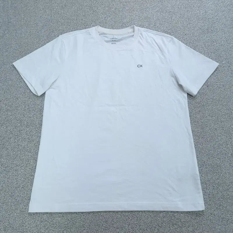 [BUNJANG] Calvin Klein XL T-Shirt / XL 캘빈클라인 반팔 티 | 0713C08
