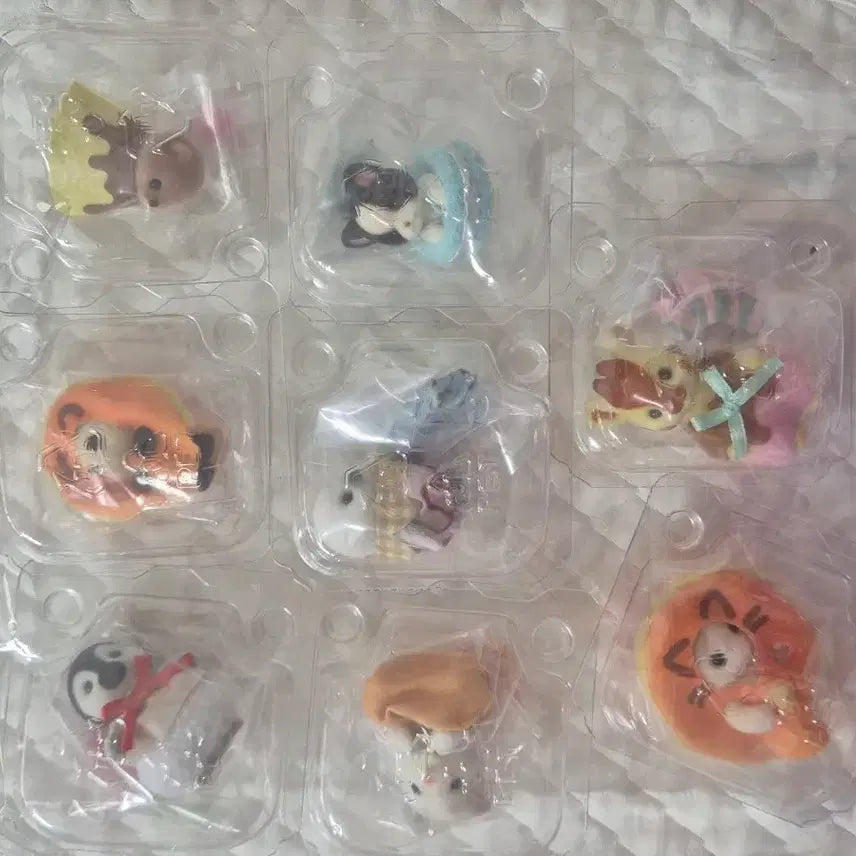 [BUNJANG] Sylvanian Families Kirakira Kuji Prize G Full Set of 8 (Unsealed) / 실바니안 키라키라 쿠지 g상 8종 풀세트 미개봉