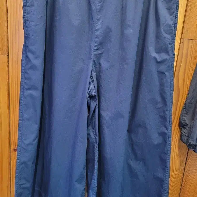 [BUNJANG] COS Women's 7/10 Length Wide Leg Pants / COS 여성 7부 통바지 사이즈는 32~34
