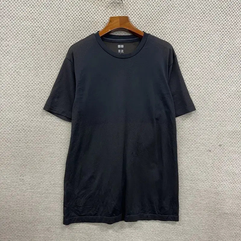 [BUNJANG] Uniqlo Functional Short Sleeve T-Shirt / 유니클로 기능성 반팔티 L D08507