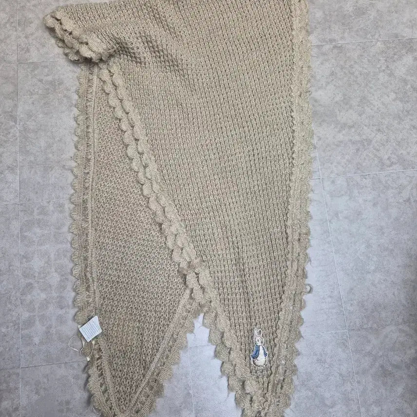 [BUNJANG] Holhouse Muffler and Shawl / 홀하우스 머플러 겸 숄