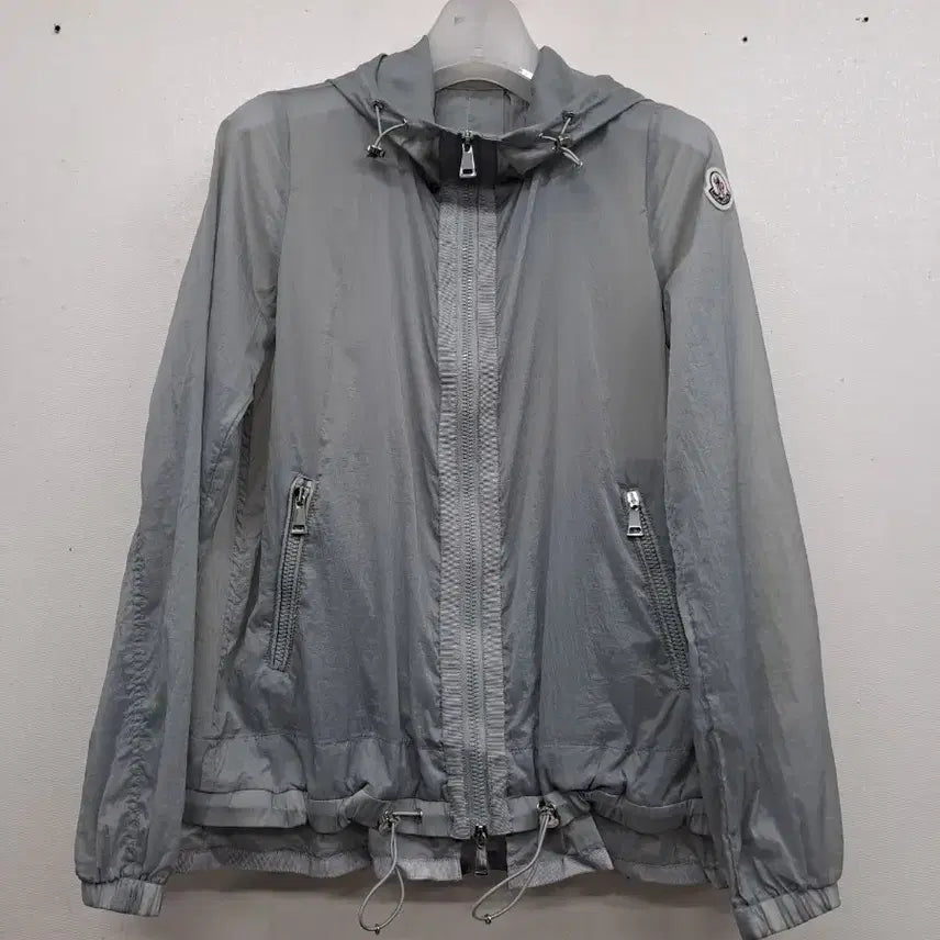 [BUNJANG] Unused Single-Layer Jumper (Size 66) / 홑겹 점퍼66미사용