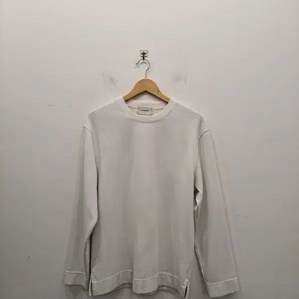 [BUNJANG] Customellow Men's Sweatshirt / 커스텀멜로우 맨투맨/남성 100