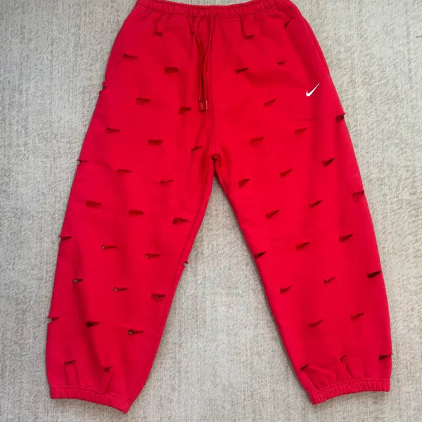 [BUNJANG] Nike x Jacquemus Red Swoosh Cut-Out Sweatpants - Size M / 새상품 택x) 나이키 자크뮈스 레드 스우시 컷아웃 스웨트팬츠 M
