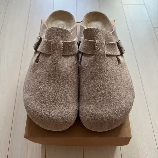 [BUNJANG] UGG Boston Clog Suede Ozwear / UGG)보스턴 로그 오즈웨어 43