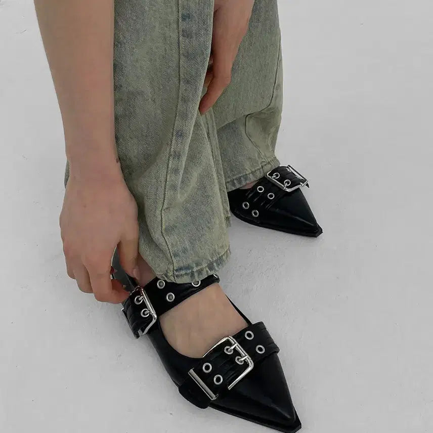 [BUNJANG] Black Up Leather Buckle Flats / 블랙업 [1천족판매] 레더 버클 플랫슈즈