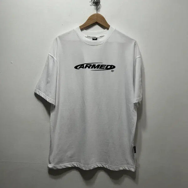 [BUNJANG] ARMED Short Sleeve T-Shirt White M / ARMED 반팔티 화이트 M