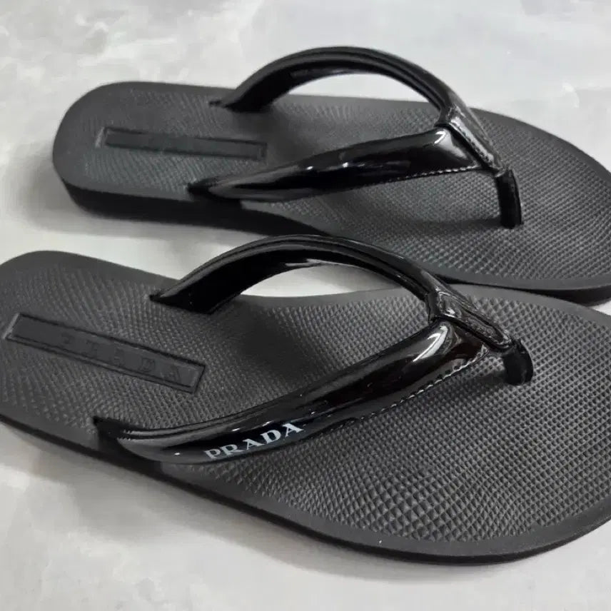 [BUNJANG] Prada Sandals Slippers Size 36 / (정품) 프라다 샌들 슬리퍼 (36)