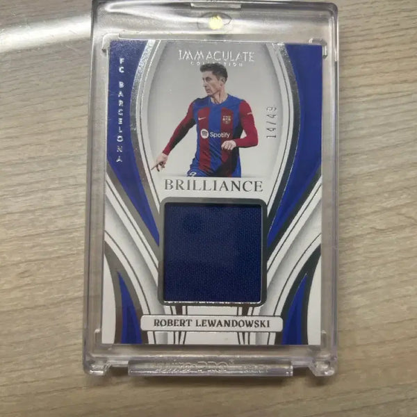 [BUNJANG] Robert Lewandowski Immaculate FC Barcelona Jersey Patch Card (14/49) / 이매큘레이트 로버트 레반도프스키 카드