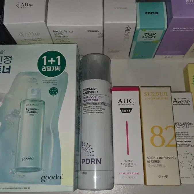 [BUNJANG] Various Skincare Products: Serums, Toners, Creams, Eye Creams, Mists / [새상품] 앰플 세럼 아이크림 토너 크림 에센스 미스트 등 스킨케어 제품