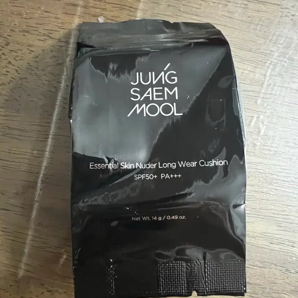 [BUNJANG] JUNGSAEMMOOL Essential Skin Nuder Long-Wear Cushion N Light SPF50+ / 정샘물 에센셜 스킨 누더 롱웨어 쿠션 엔라이트