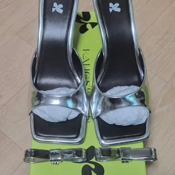 [BUNJANG] Kang Sisters Ribbon Mules (Silver) / 강자매 리본뮬 실버