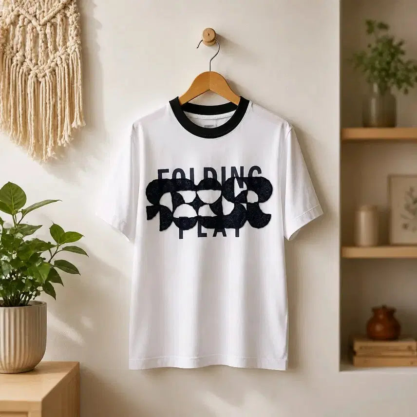 [BUNJANG] KUHO Lettering Applique Short Sleeve T-Shirt White Size S / 구호(KUHO) 2024 레터링 아플리케 반팔 티셔츠 S사이즈