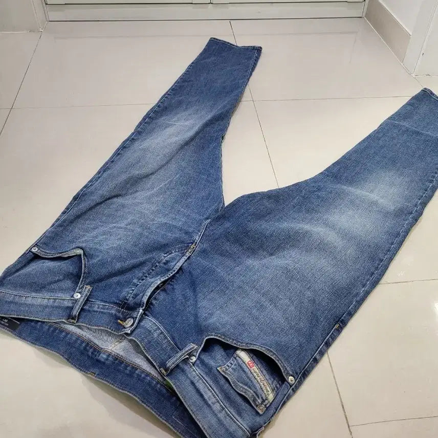 [BUNJANG] Diesel Skinny Jeans 36 / [36]디젤 청바지/스키니진