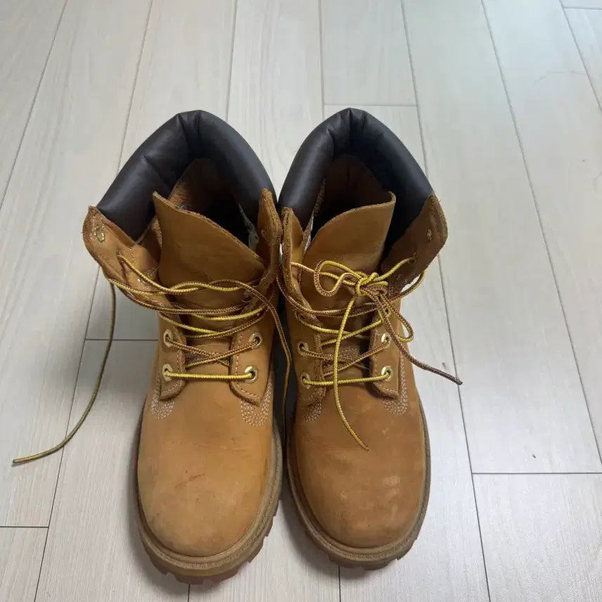 [BUNJANG] Timberland Classic 6-Inch Yellow Boots (225mm / US 4M) / [국민 워커] 팀버랜드 클래식 6인치 옐로우 부츠 (225mm / US