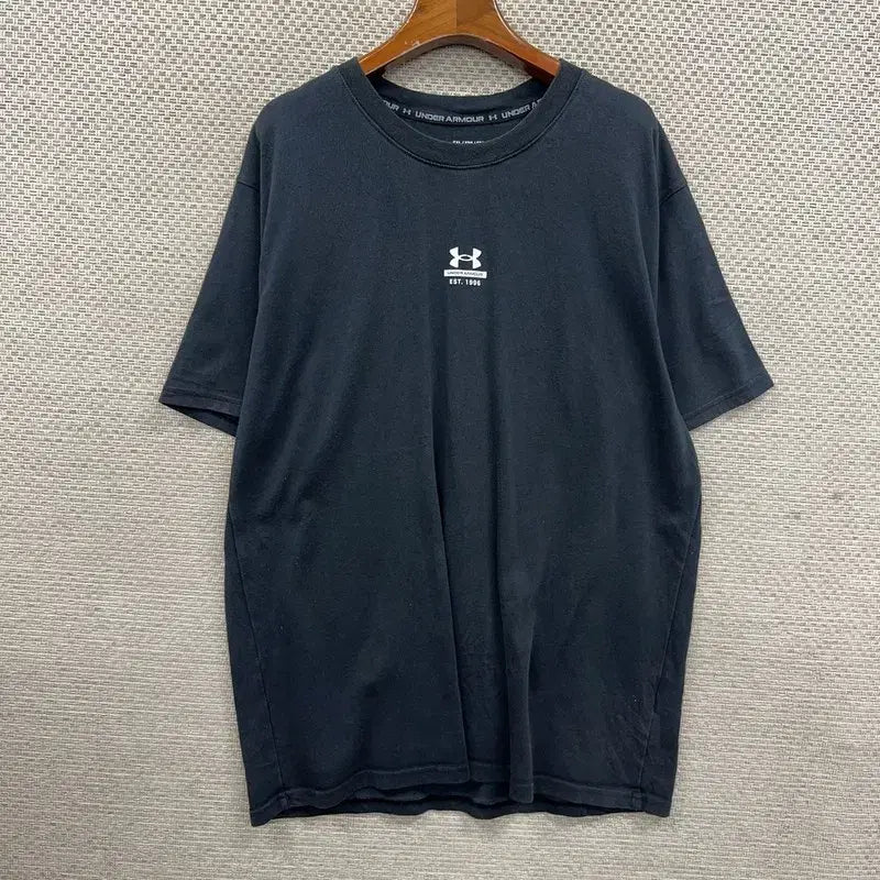 [BUNJANG] Under Armour Short Sleeve T-Shirt XXL / 언더아머 반팔티 XXL D08508