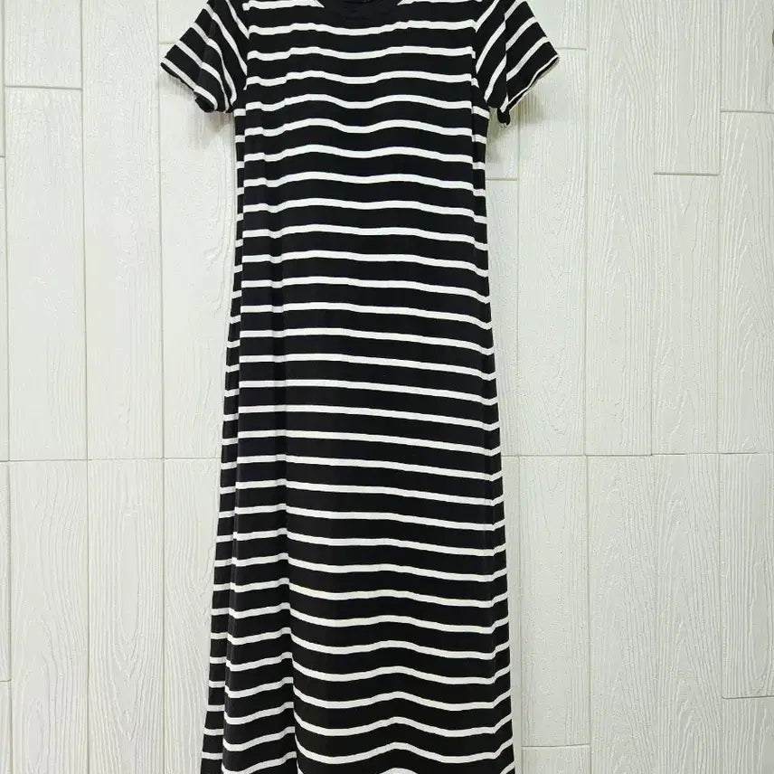 [BUNJANG] Striped Knit Dress / 캡내장 단가라원피스