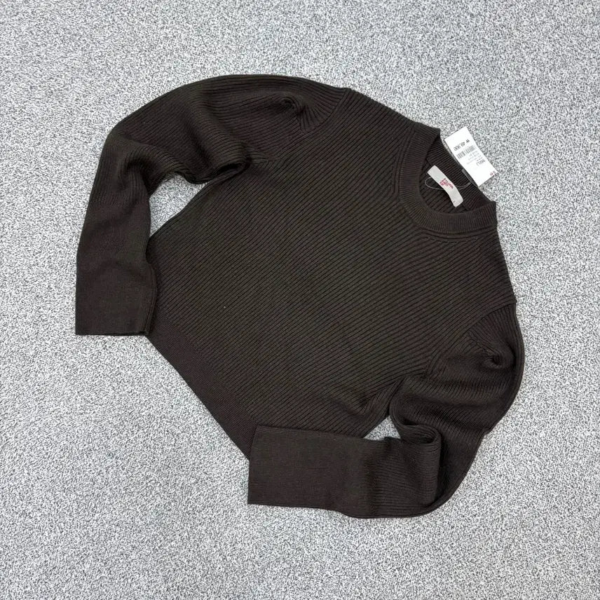 [BUNJANG] 8 Seconds Cropped Knit (FW2023) / 95(L) 새상품 에잇세컨즈 크롭 기팔 니트 0713J2