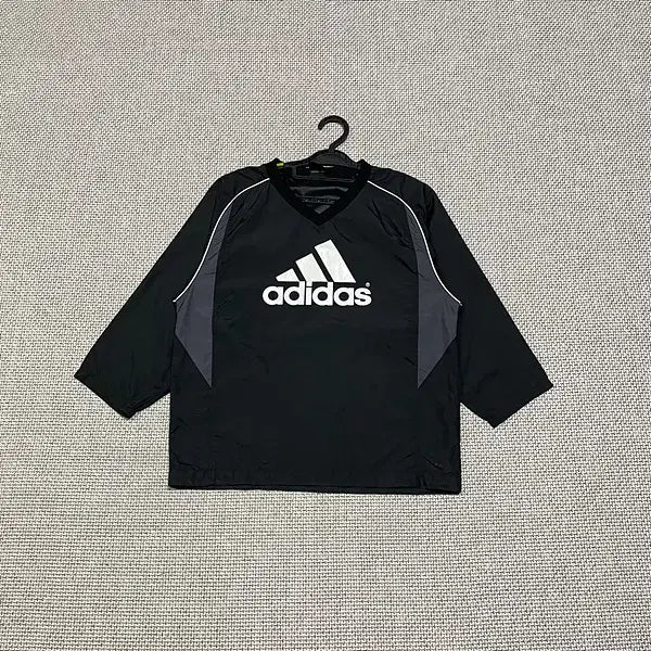 [BUNJANG] Adidas V-neck Warm-up 7-Sleeve T-Shirt Size 90 S / M 10-12 아디다스 브이넥 웜업 7부 반팔 N.5104