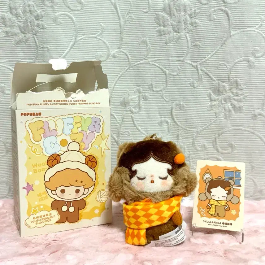 [BUNJANG] Pop Mart Pucky Fluffy Cozy Series Doll Skullpanda Fluffy Scarf / 팝마트 팝빈 플러피 코지 시리즈 인형 스컬판다 보송보송 머플러 미사용