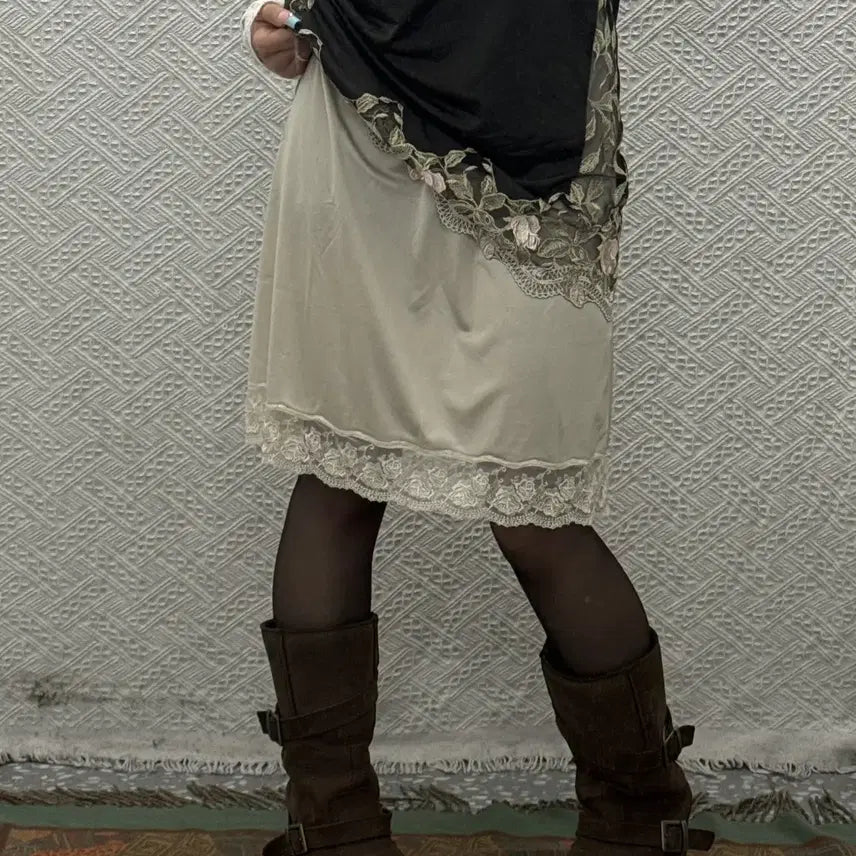 [BUNJANG] Vintage Japan Trimming Lace Slip Banding Midi Skirt / 빈티지 재팬 트리밍 레이스 슬립 여리 밴딩 미디스커트