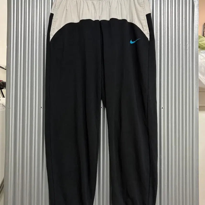 [BUNJANG] Nike Colorblock Jogger Pants / [M] 나이키 컬러블록 조거 팬츠 3.5